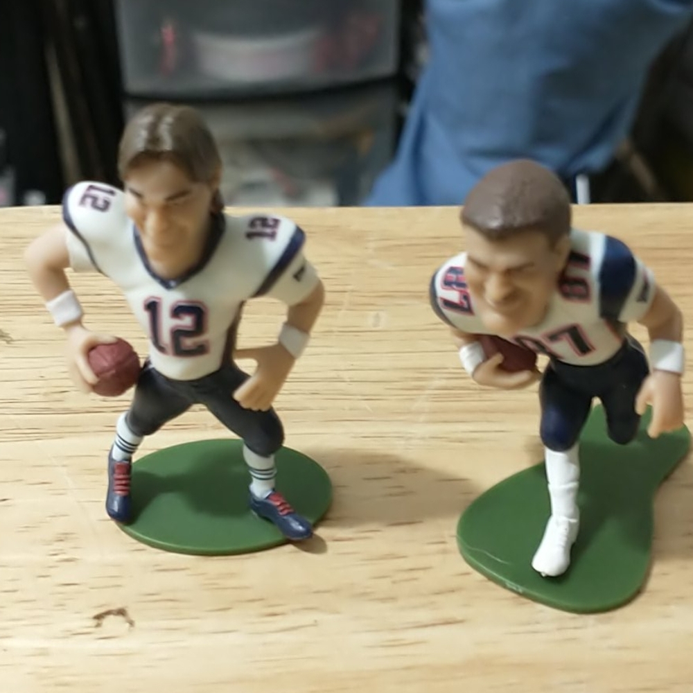 NFL small pros posable collectable figures